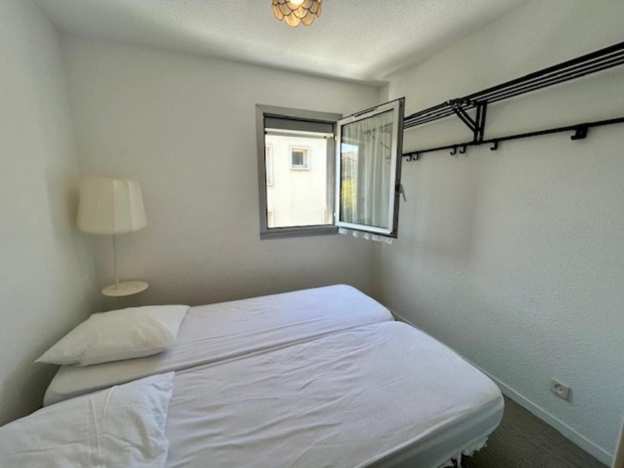 Appartement T2 A Royan, 4 Pers., Proche Plage Et Commerces, Parking, Balcon, Confortable Et Equipe - Fr-1-494-60 外观 照片