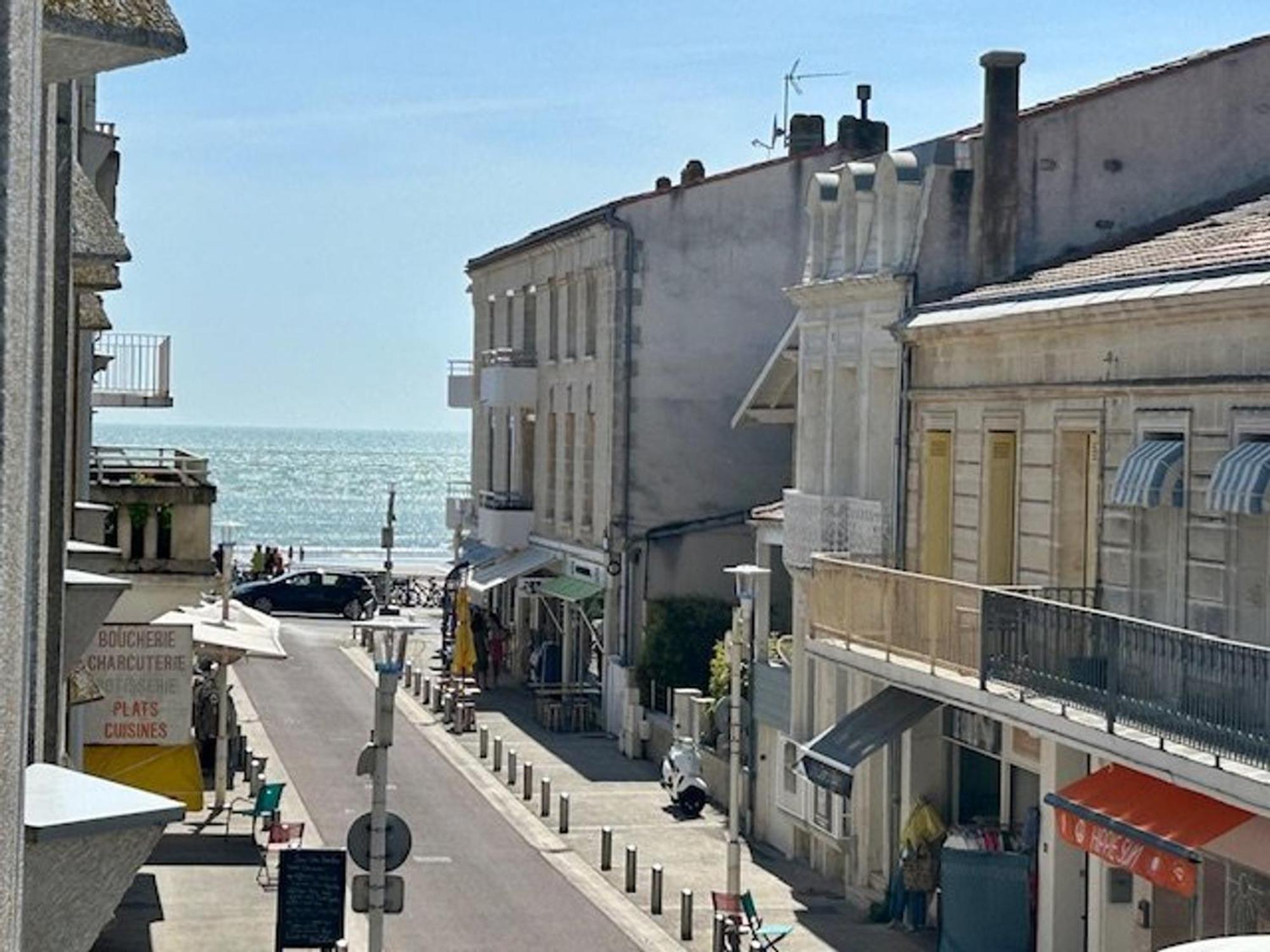 Appartement T2 A Royan, 4 Pers., Proche Plage Et Commerces, Parking, Balcon, Confortable Et Equipe - Fr-1-494-60 外观 照片